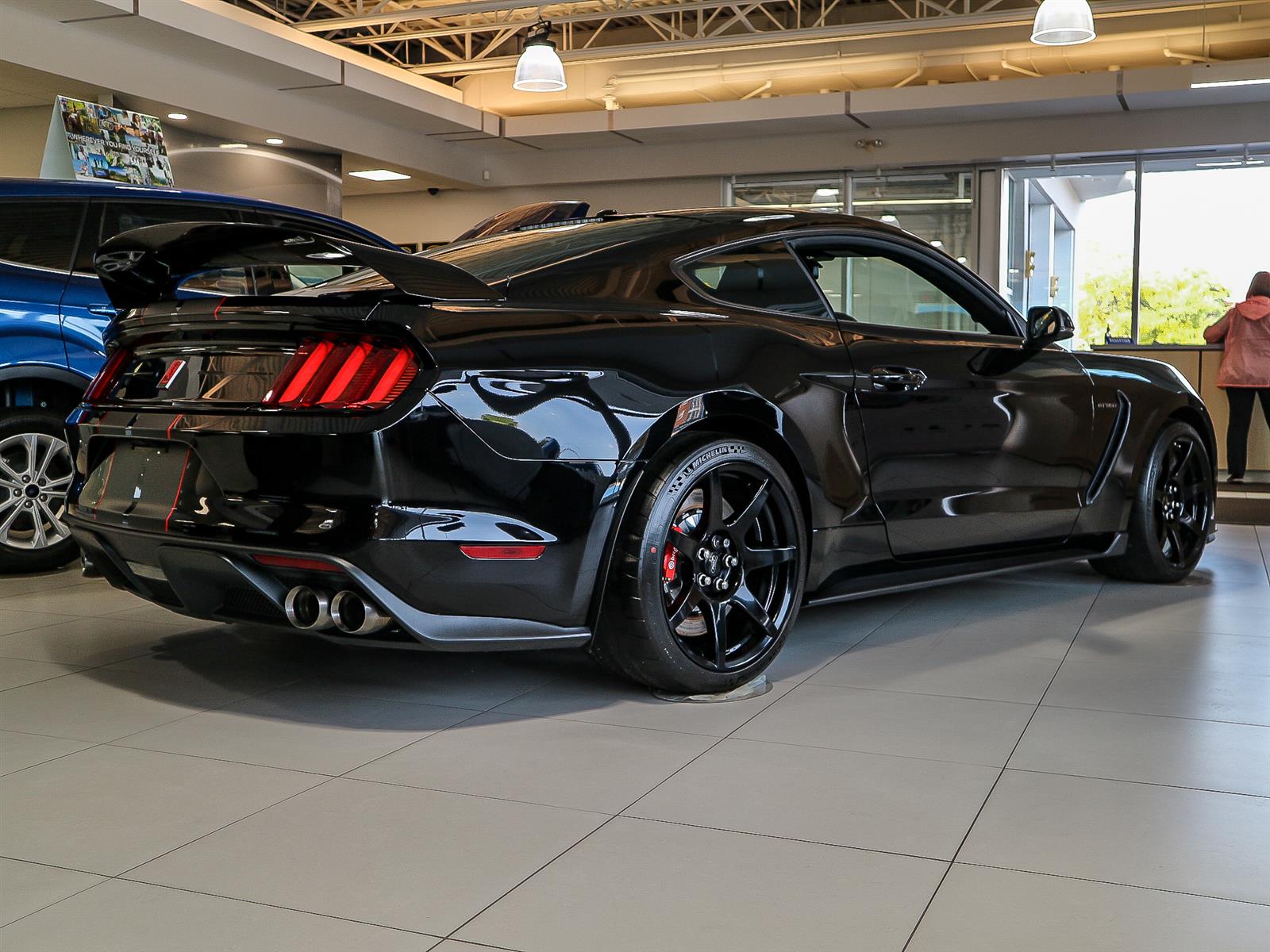 Leggat Discovery Ford 2019 Ford Mustang Shelby® GT350R Shadow Black